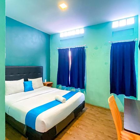 Sentosa Jaya Guest House Near Rs Hermina Medan Redpartner Εξωτερικό φωτογραφία