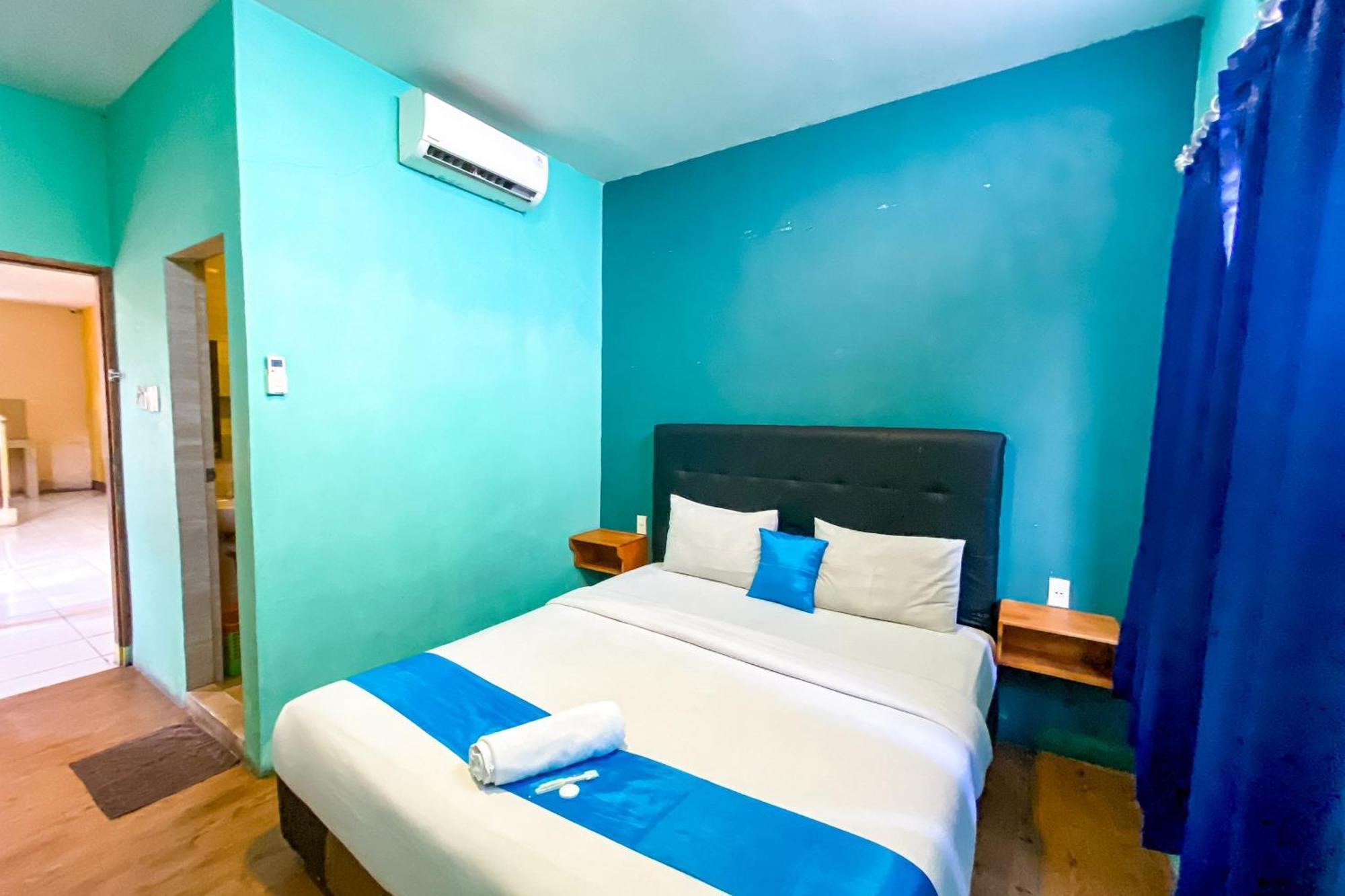 Sentosa Jaya Guest House Near Rs Hermina Medan Redpartner Εξωτερικό φωτογραφία
