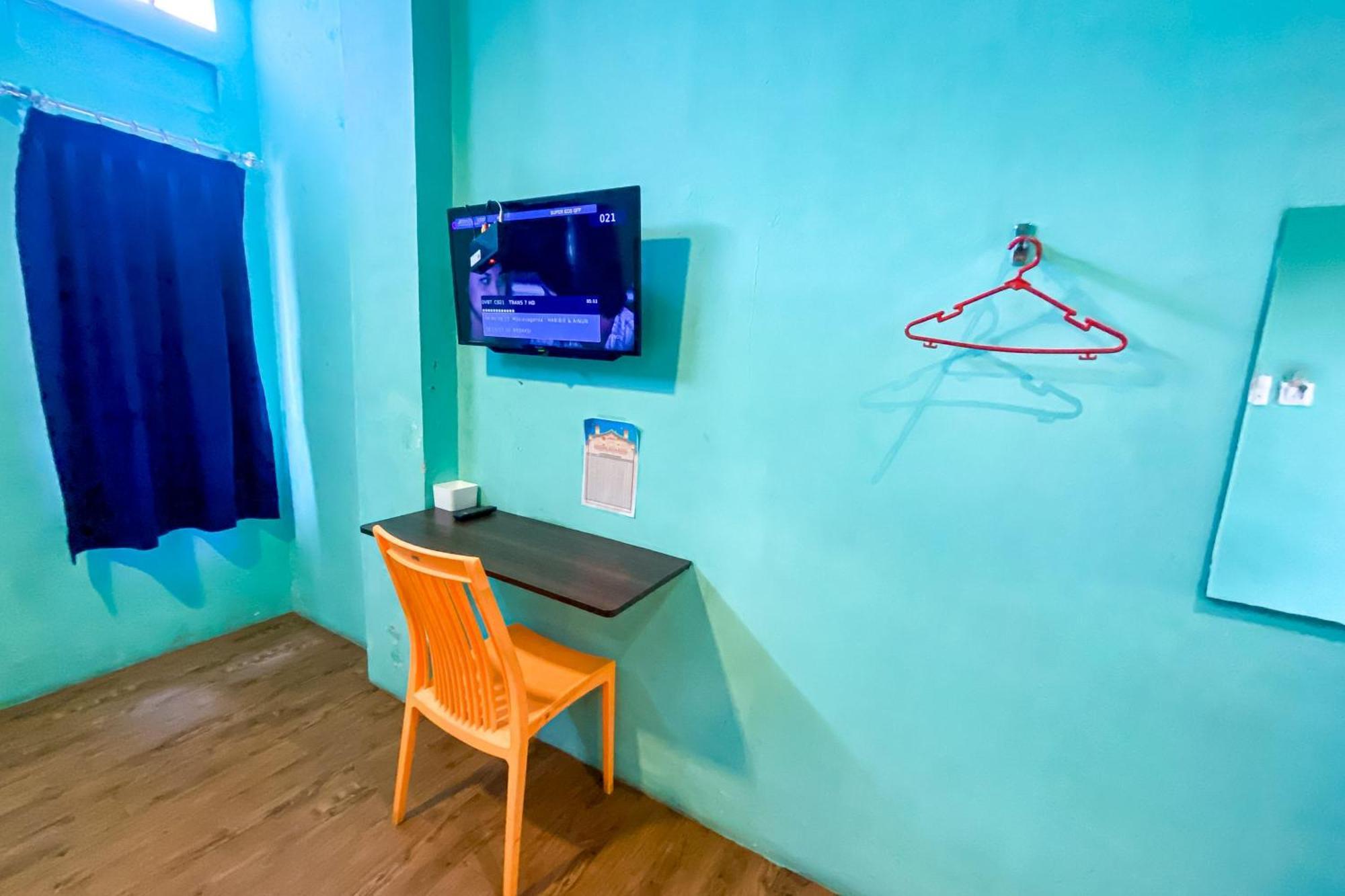 Sentosa Jaya Guest House Near Rs Hermina Medan Redpartner Εξωτερικό φωτογραφία