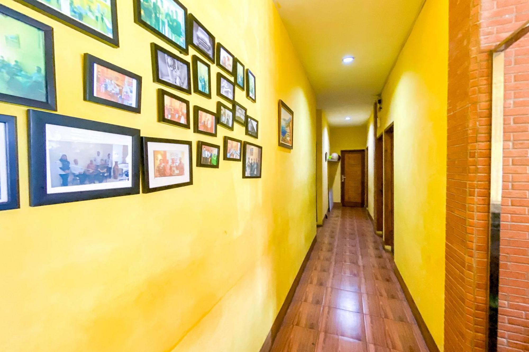 Sentosa Jaya Guest House Near Rs Hermina Medan Redpartner Εξωτερικό φωτογραφία