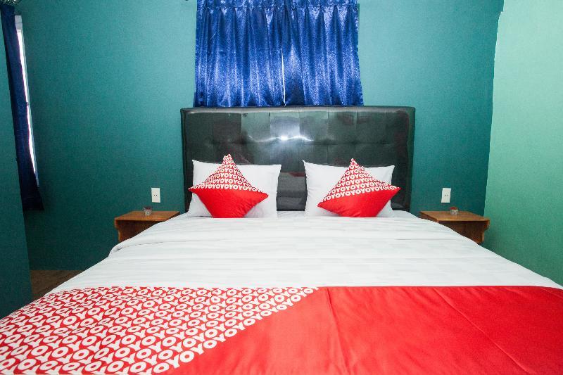 Sentosa Jaya Guest House Near Rs Hermina Medan Redpartner Εξωτερικό φωτογραφία